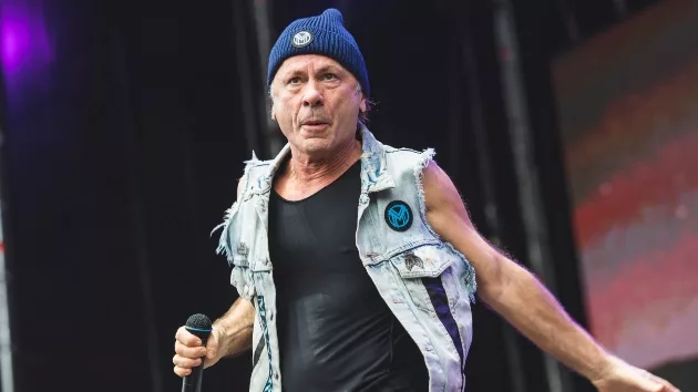 getty_brucedickinson_073024630472