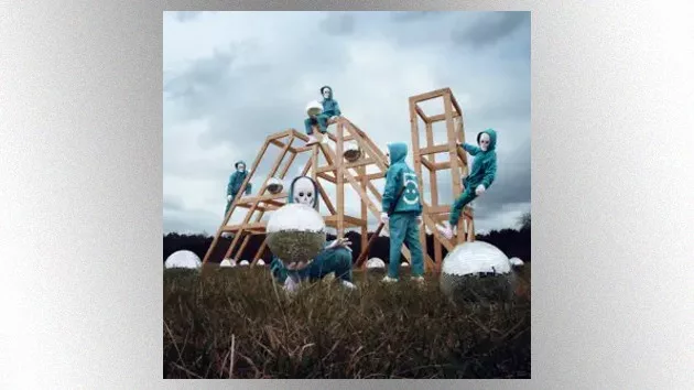 m_awolnation_083024761393