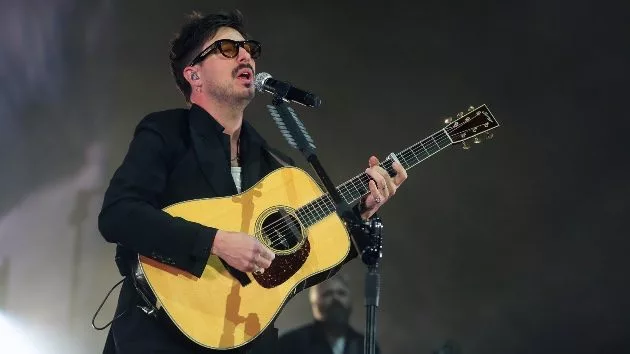 getty_mumfordandsons_031325426426