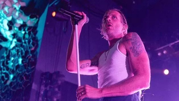 g_awolnation_052025872872
