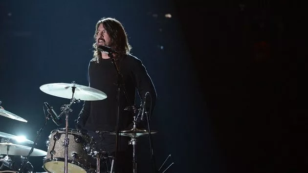 m_grohl_092523474013