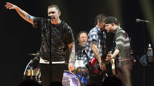 g_shinedown_071725592190