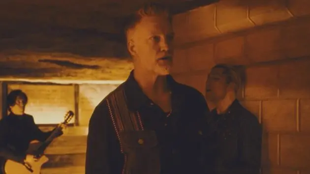 m_qotsa_102225725519