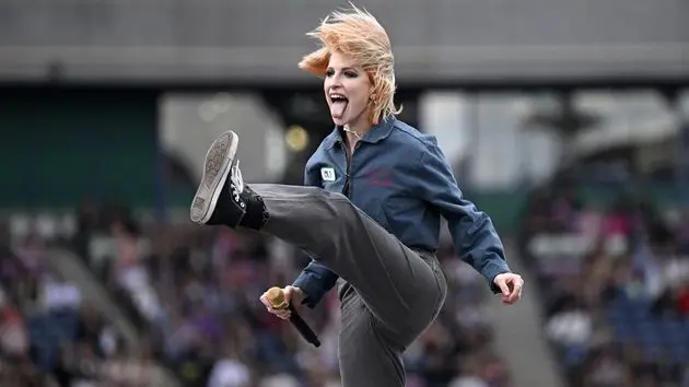 g_hayley_110525969235