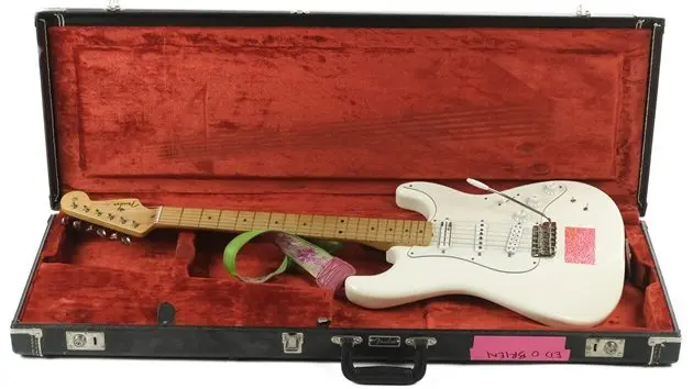 m_modestmousguitar_120125963484