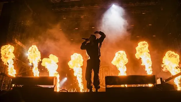 g_parkwaydrive_032326316975