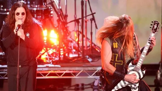 getty_ozzy20and20zakk_041626625931