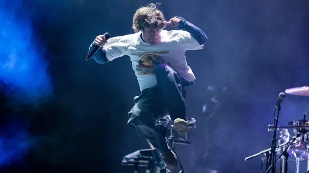 g_turnstile_042026507207