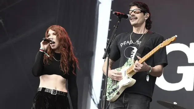 g_grouplove_050726572846