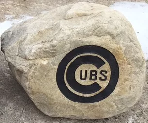 2015-lacky-monument-chicago-cubs-engraved-boulder-64