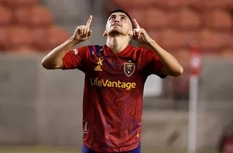 usatsi_14870842_1280x720_1784357443533-vresize-335-220-high_-0