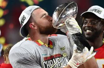 pi-nfl-chiefs-super-bowl-kelce-1-020220-vresize-335-220-high_-0