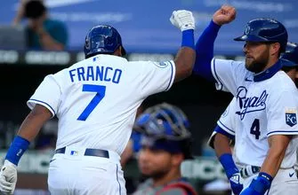 pi-mlb-kansas-city-royals-maikel-franco-alex-gordon-080620-vresize-335-220-high_-0