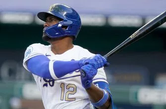 pi-mlb-royals-jorge-soler-082120-vresize-335-220-high_-0