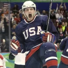 us-hockey-patrick-kane-e1523360107647