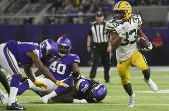 pi-fsn-vikings-packers-aaron-jones-122319-vresize-335-220-high_-0