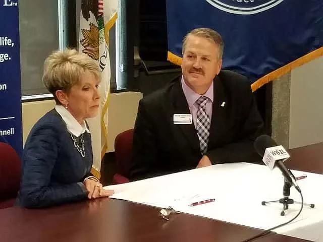 5-11-17-sandburg-lincoln-college-agreement-2
