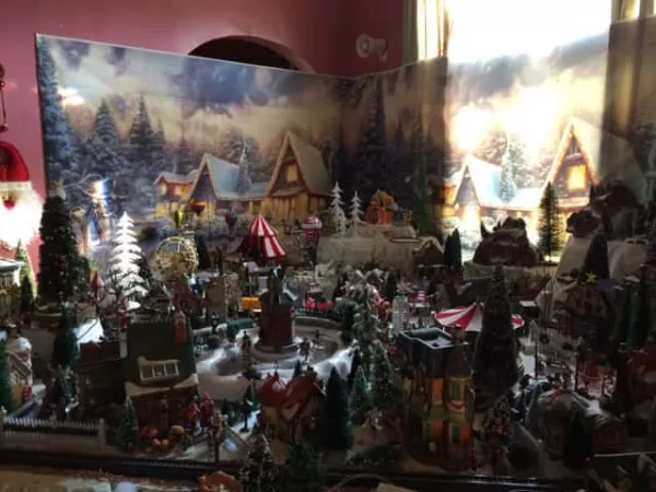 connie-clague-christmas