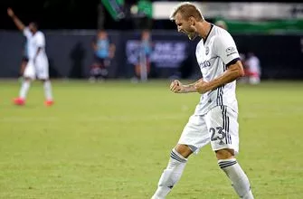 usatsi_14520650_1280x720_1763997251631-vresize-335-220-high_-0