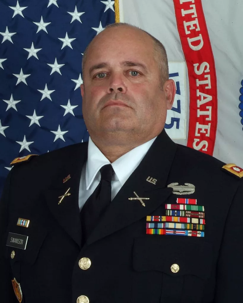 dan-swanson-military-uniform