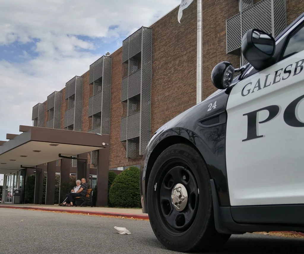 osf-lockdown-photo-cop-4