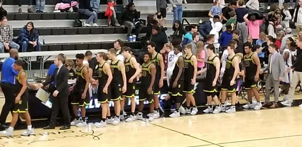 112318ghsboysvswells