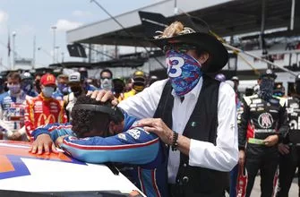 9718f4656879498fb047d5e5ef80f1ec-vresize-335-220-high_-0