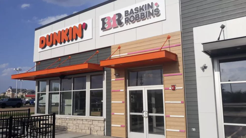 Dunkin'/Baskin-Robbins restaurant