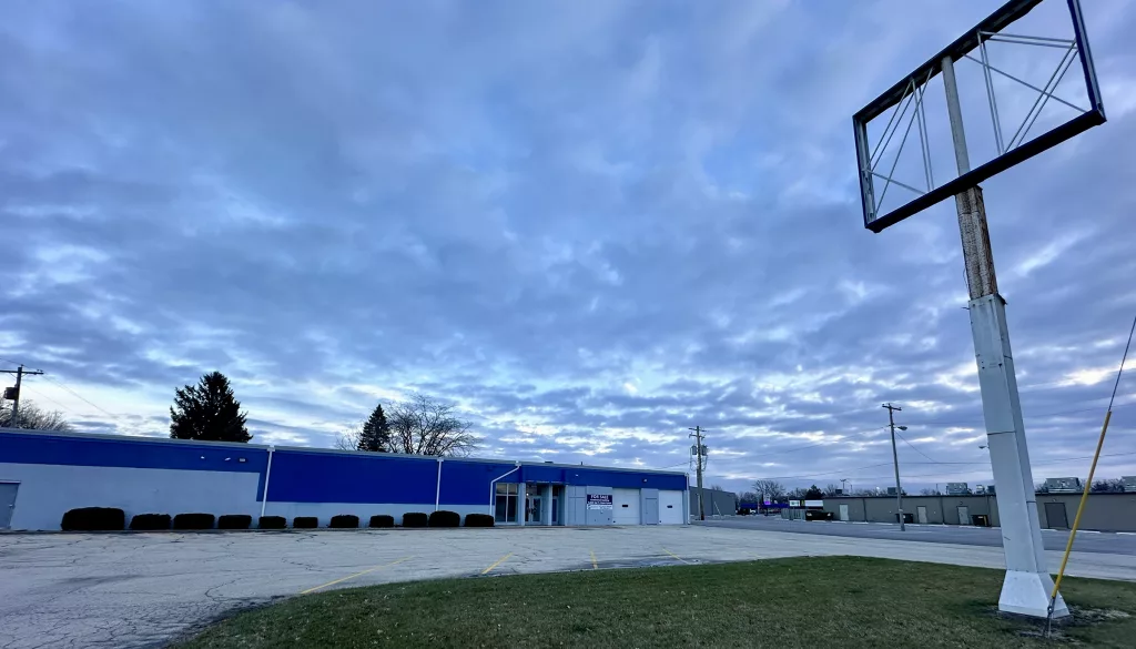 The former NAPA Auto Parts at 883 W. Dayton St. in Galesburg.