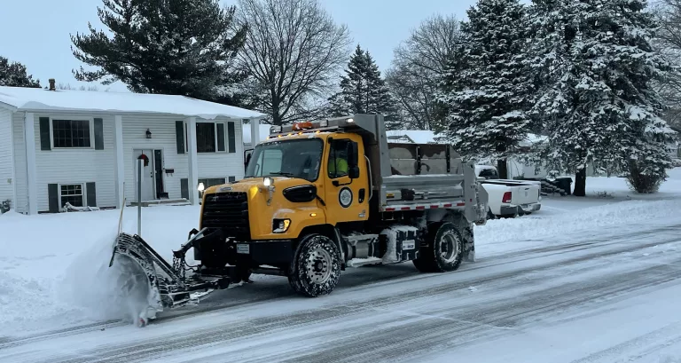 Snow plow in Galesburg