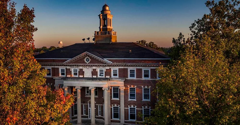 Monmouth College