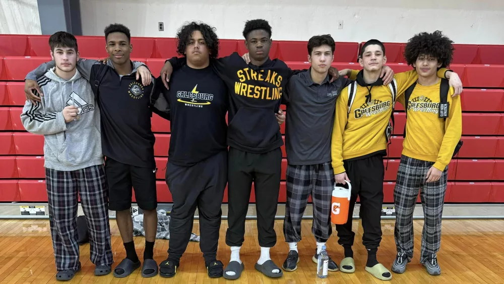 Sectional wrestling qualifiers for Galesburg
