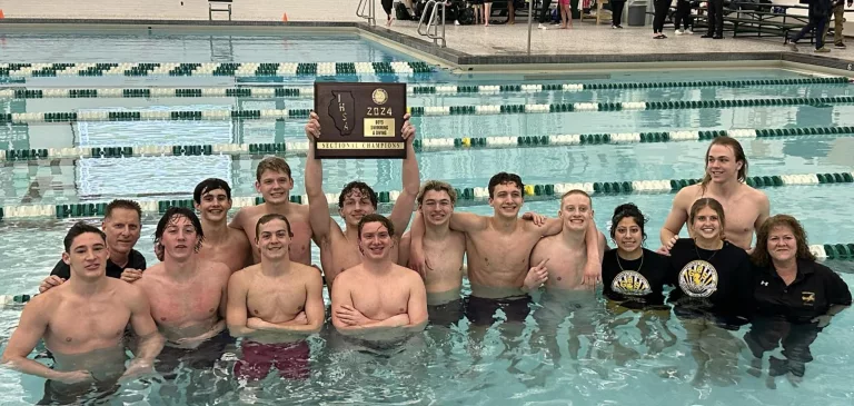 Galesburg High School boys Swimming and Diving Team