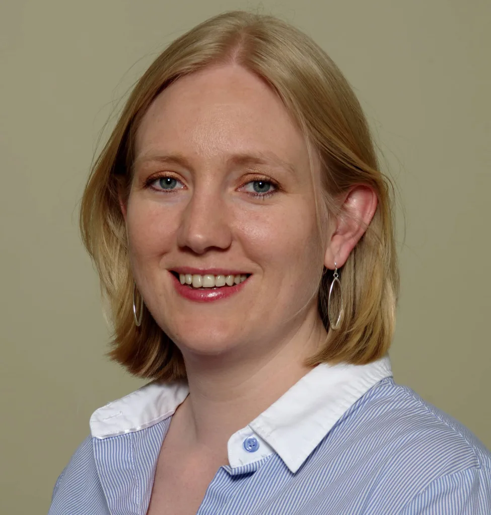 Dr. Annavey Conlee, Family Practice Physician for OSF HealthCare St. Mary Medical Center in Galesburg