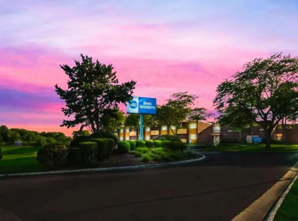 bwprairieinn_exterior