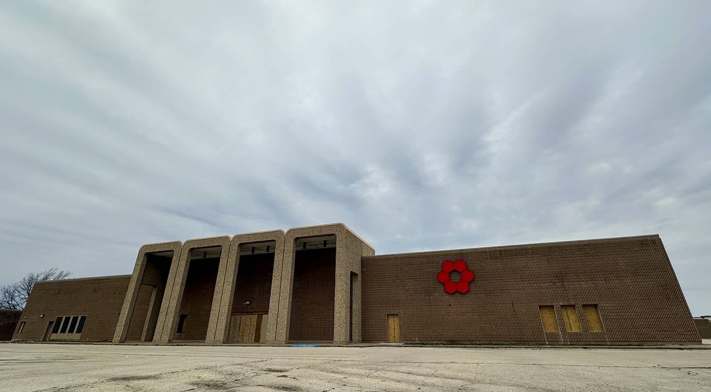 The Lane A. Evans VA Community Based Outpatient Clinic, currently located at 310 Home Blvd., will move to the former Bergner’s store in Sandburg Mall.