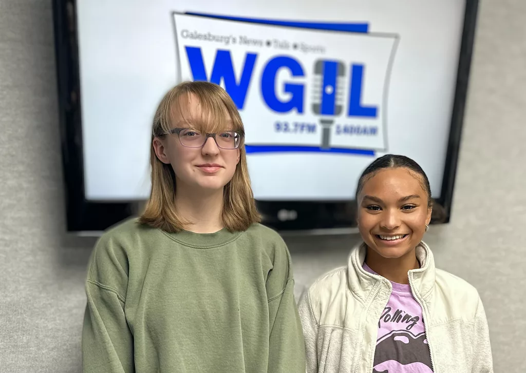 Reese Warnsing and Kaiyah Ward, Galesburg Jr./Sr. High School Student Council representatives, preview the GHS 5K Glow Run/Walk to raise money for cancer research.