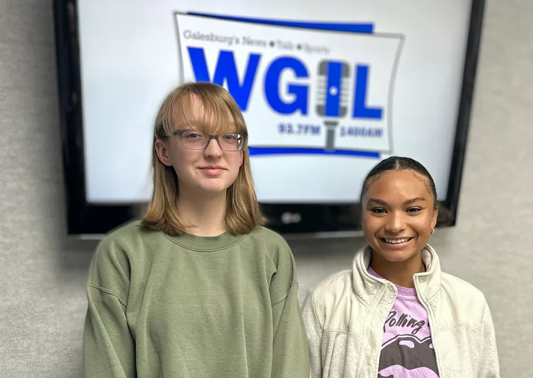 Reese Warnsing and Kaiyah Ward, Galesburg Jr./Sr. High School Student Council representatives, preview the GHS 5K Glow Run/Walk to raise money for cancer research.