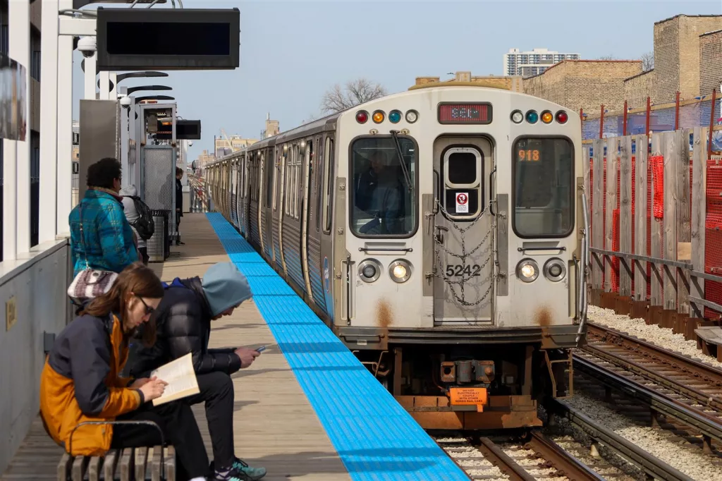 A CTA Red Line train rolls into the station in Chicago. (Capitol News Illinois file photo by Andrew Adams)