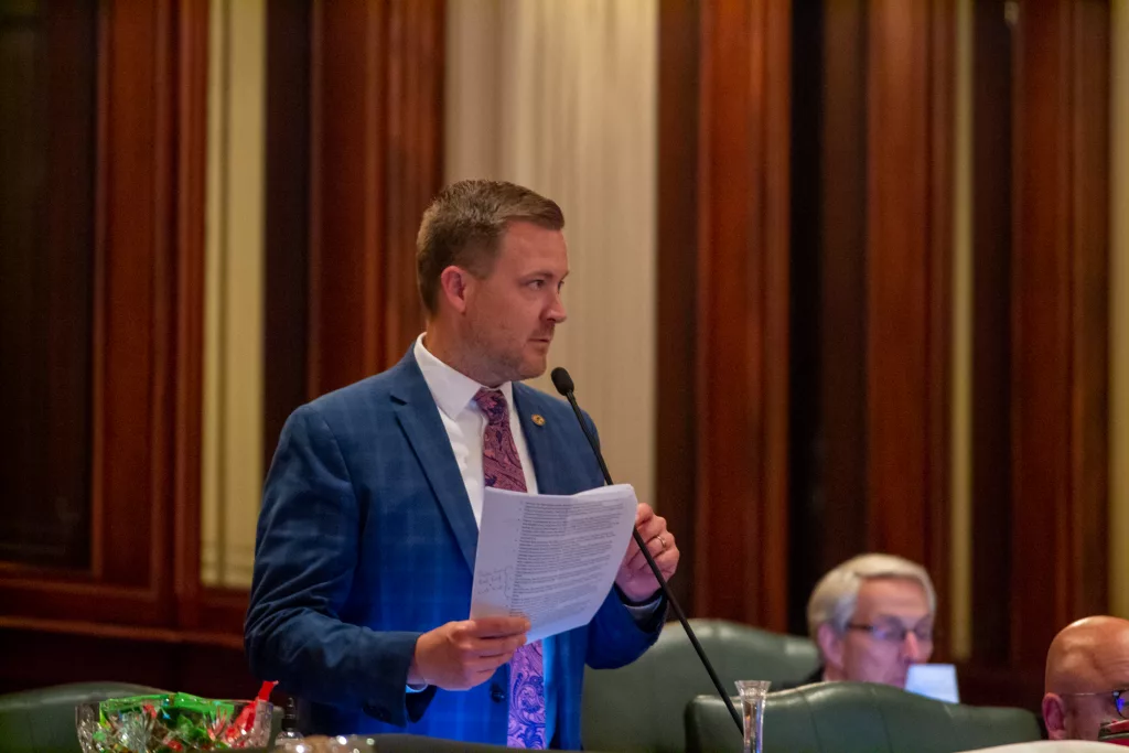 Rep. C.D. Davidsmeyer, R-Jacksonville, questions Democrats about their $53.1 billion spending plan on the House floor. (Capitol News Illinois photo by Jerry Nowicki)