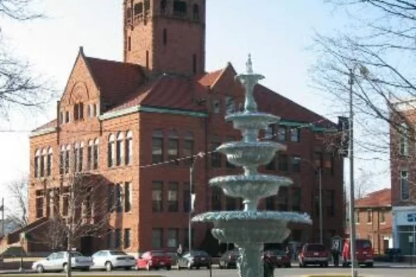 Warren County Courthouse