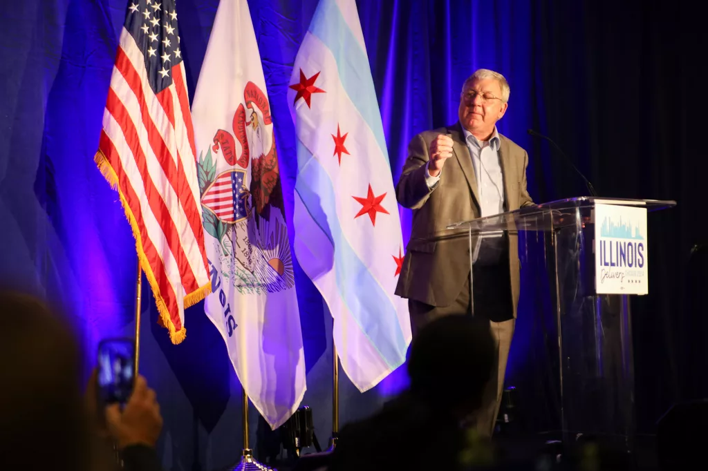 DREA: Illinois AFL-CIO President Tim Drea addresses the Illinois delegation at its Wednesday morning breakfast. He said it’s been a “really, really big week for labor” thus far as the Democratic National Convention continues in Chicago. (Capitol News Illinois photo by Andrew Adams)
