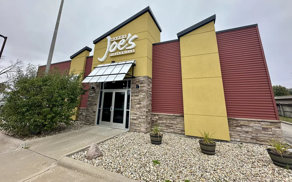 Happy Joe’s Pizza & Ice Cream, 1727 N. Henderson St. announced via its Facebook page Sunday afternoon that Monday, Sept. 23, 2024, will be its final day in business.