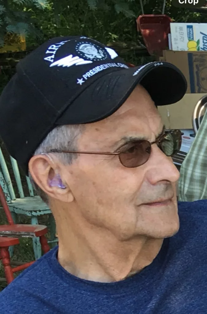 Robert Hoskins
