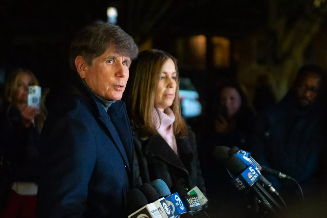 Former Illinois Gov. Rod Blagojevich and his wife Patti outside theirChicago home shortly after Blagojevich receiving a full pardon from President Donald Trump.
