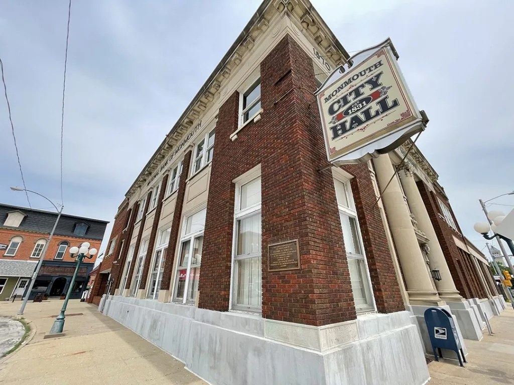 City of Monmouth City Hall