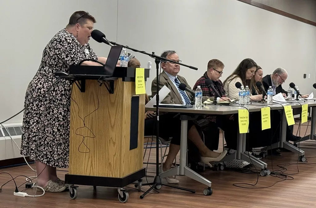 Scenes from the Tuesday, March 4, 2025, NAACP Galesburg Candidate Forum at the Galesburg Public Library, featuring candidates for Galesburg District 205 school board. (JAY REDFERN/WGIL)