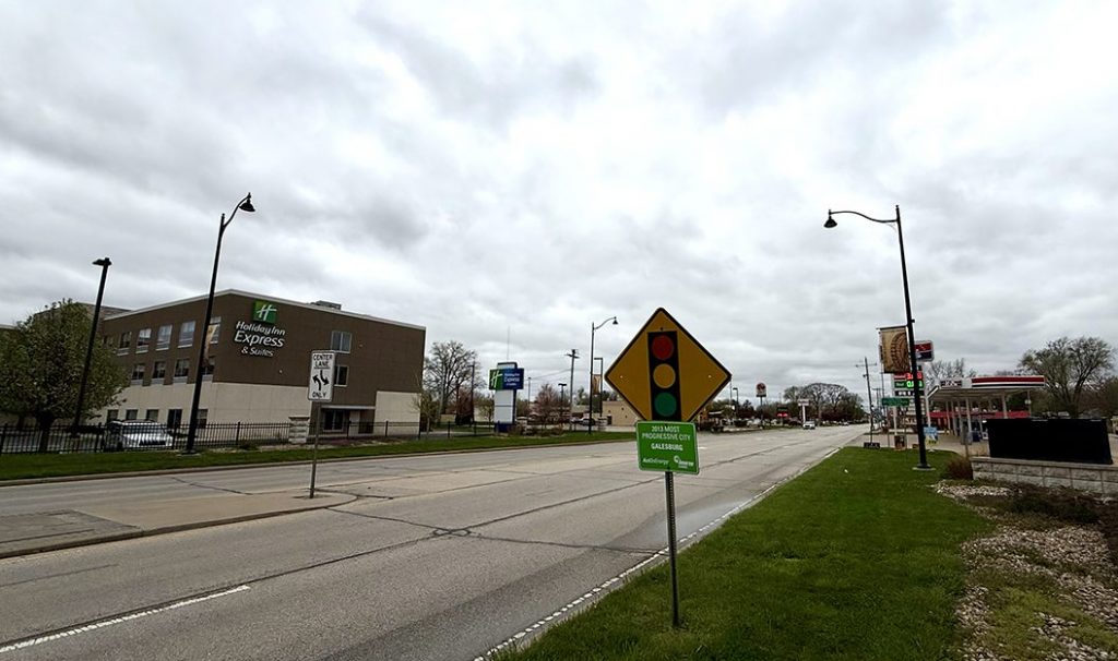 The entrance to East Main Street in Galesburg.
