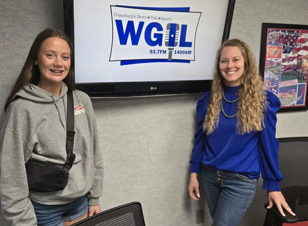 Mallory Tolley, right, agriculture teacher and FFA advisor at Knoxville High School, and KHS student Emily Conley.