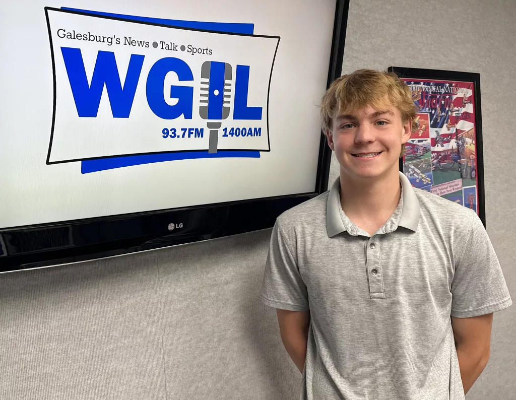 Galesburg High School senior Carson Olson, the 2025 male recipient of the Don Morris Award.